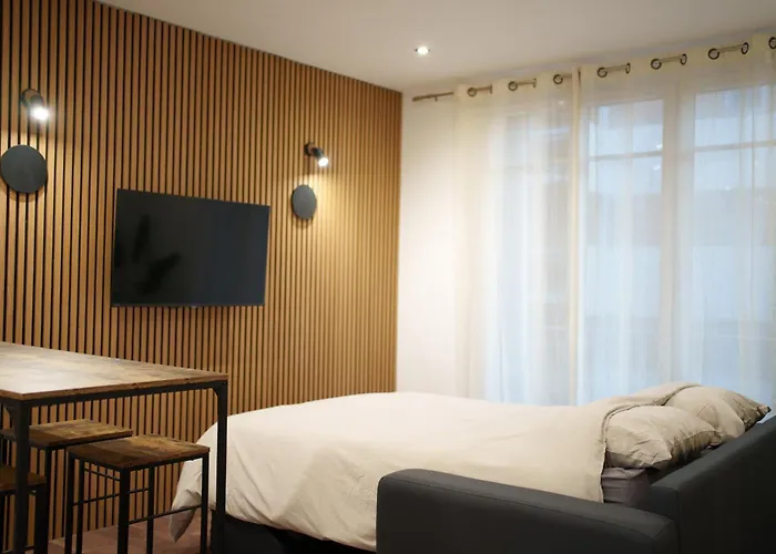 Losmen Paradise - Host Provence * Toulon