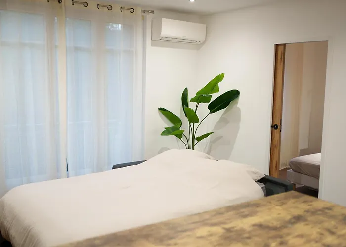 Losmen Paradise - Host Provence